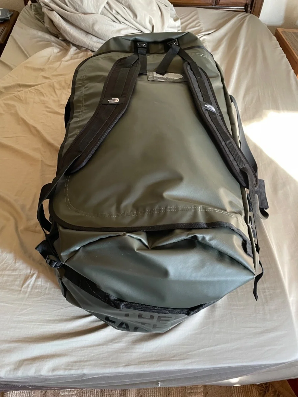 The North Face Base Camp Duffel Bag TNF Green Black - XXL 150L New With Tag NWT